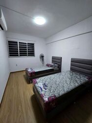 Blk 221A Jurong East Street 21 (Jurong East), HDB 4 Rooms #591845901
